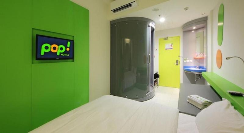 Pop! Hotel Tebet Dżakarta Pokój zdjęcie