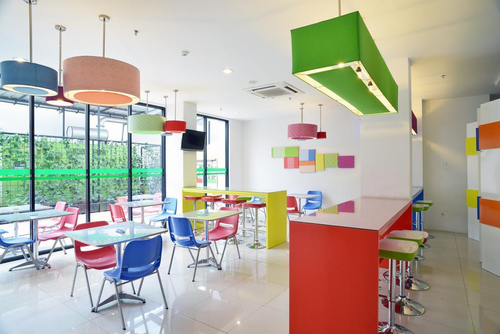 Pop! Hotel Tebet Dżakarta Zewnętrze zdjęcie