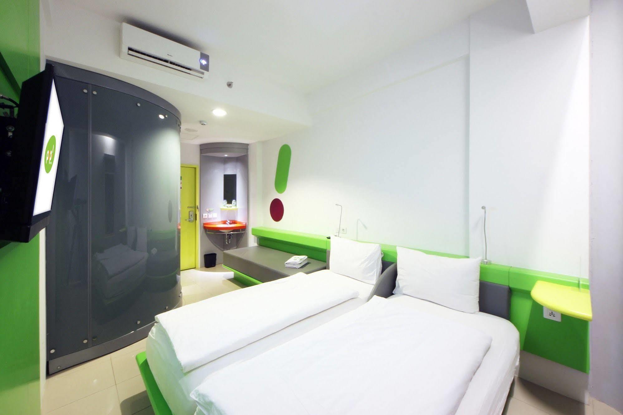 Pop! Hotel Tebet Dżakarta Zewnętrze zdjęcie